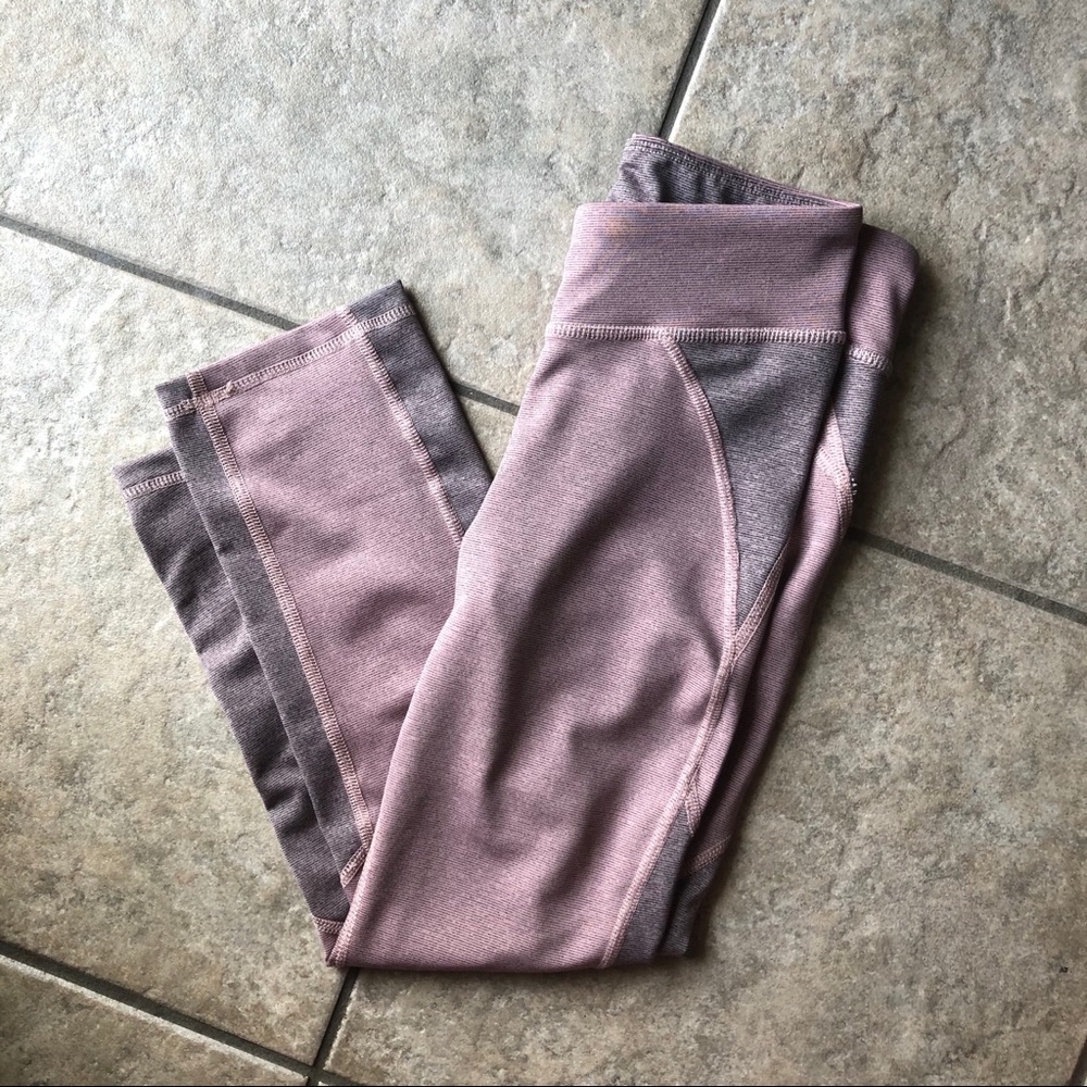 capri athletic leggings